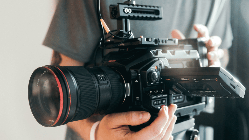 7 Expert Secrets to Mastering Sports Camera Tracking for Teams and Coaches