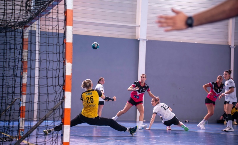 7 SECRET BENEFITS OF PLAYING HANDBALL: THE ULTIMATE GUIDE FOR BEGINNERS AND ENTHUSIASTS